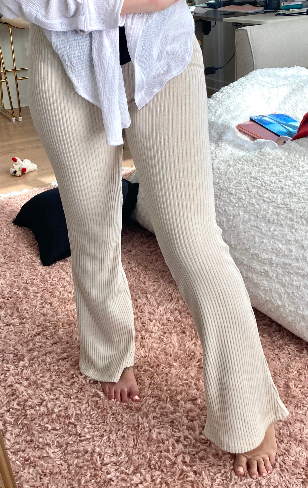 Worn One Zara Cozy Thick Flare Pants Size M