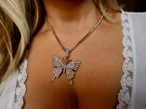 Fluttering Rhinestone Necklace