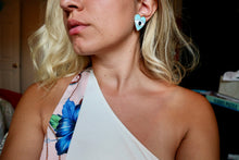Load image into Gallery viewer, An Eye For Things Earrings
